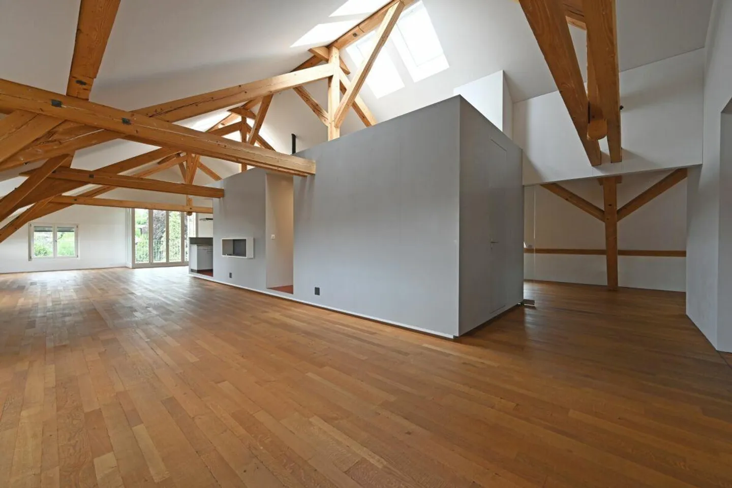 Ampio appartamento loft di 2,5 stanze - Foto 5 di 11