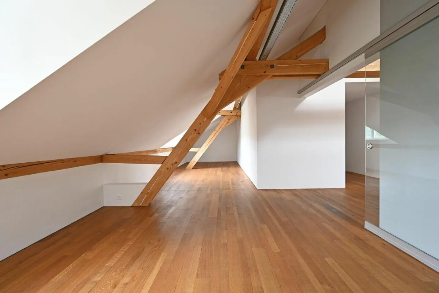 Ampio appartamento loft di 2,5 stanze - Foto 6 di 11