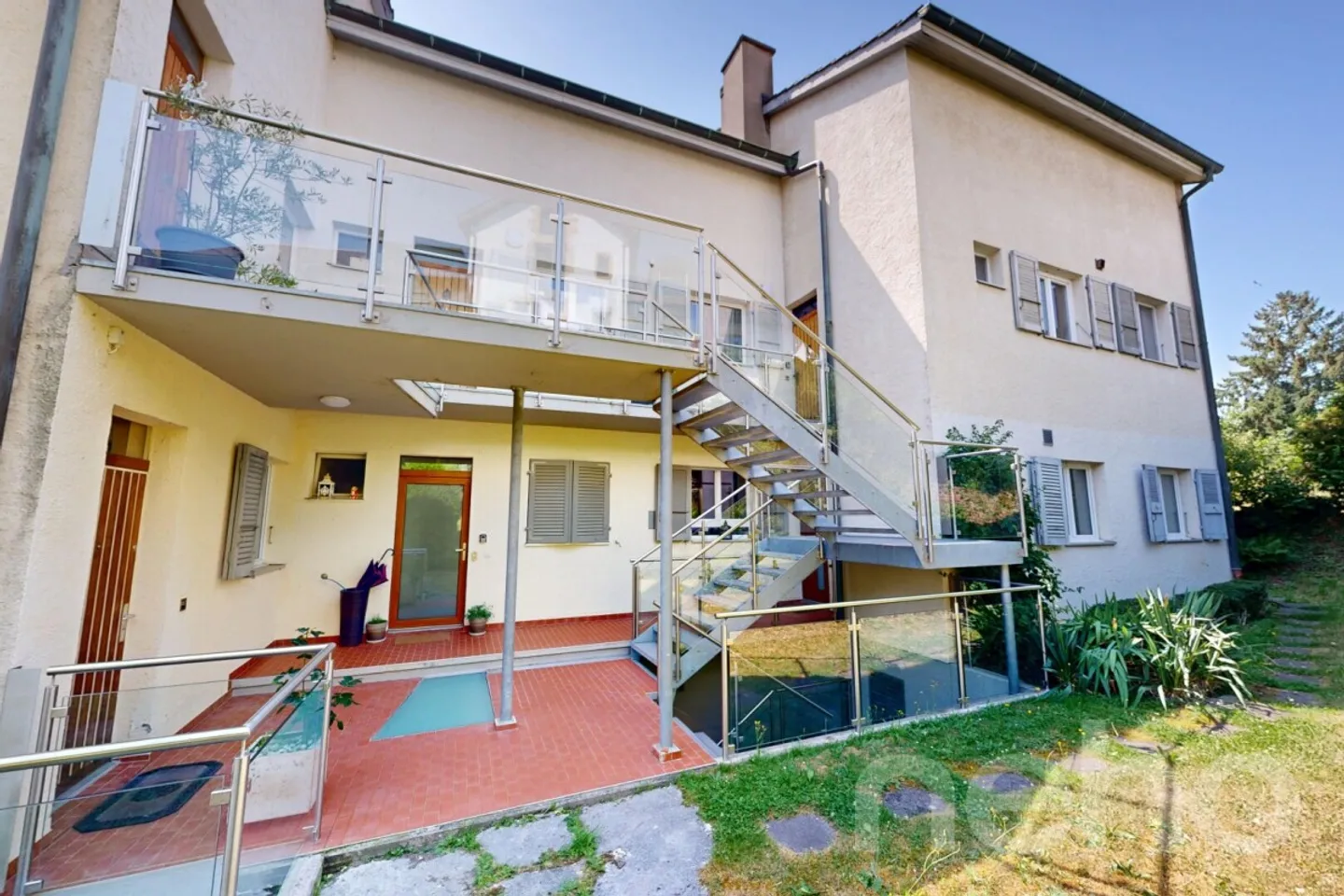 Penthouse of 4.5 rooms of 123m² with terrace of 37m² and panoramic view - Photo 11 of 12