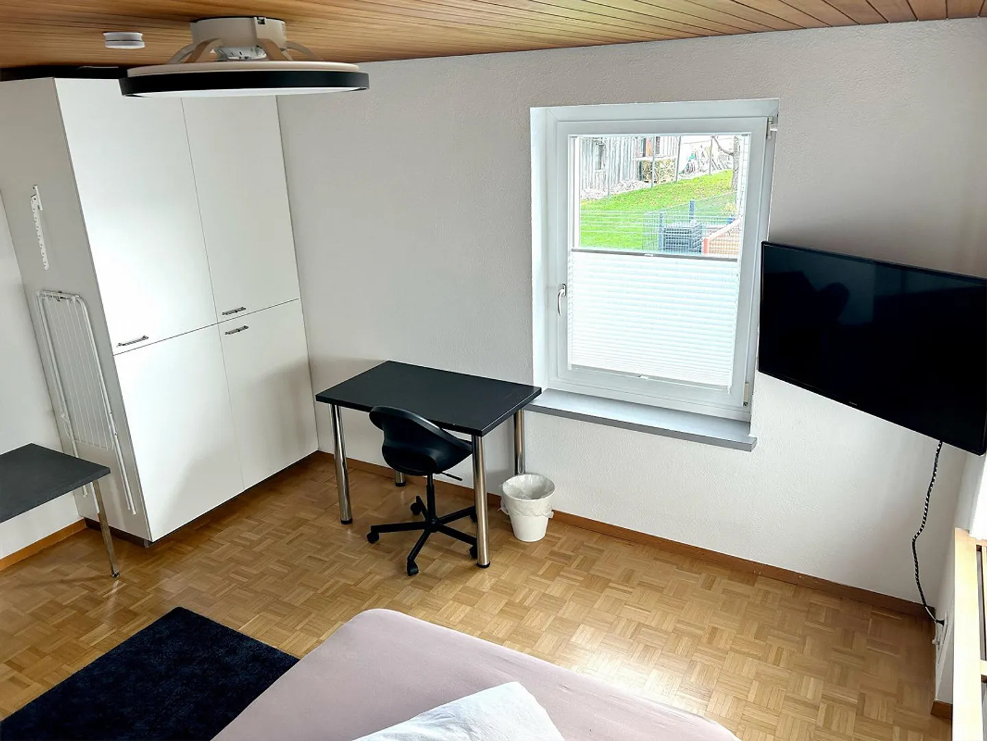 camera condivisa vicino alla stazione ferroviaria - Foto 2 di 18