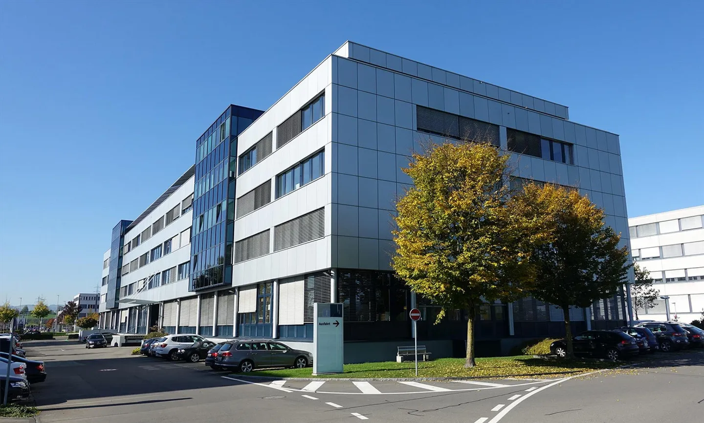 Inspirierendes Attikabüro mit Aussicht - Foto 1 von 7