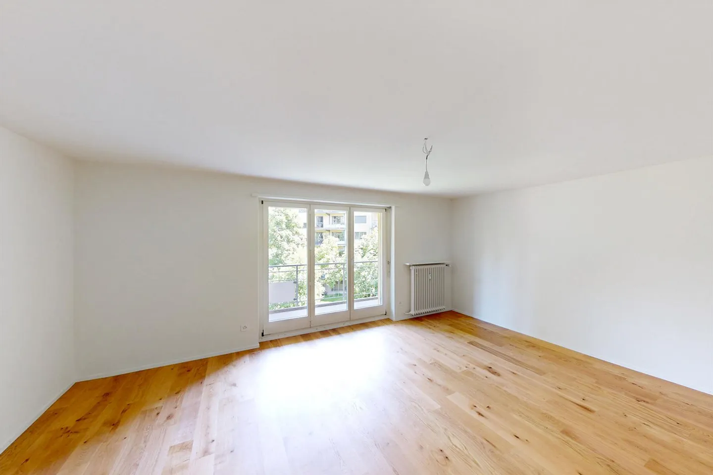 Modern city apartment with spacious courtyard - Photo 12 of 13