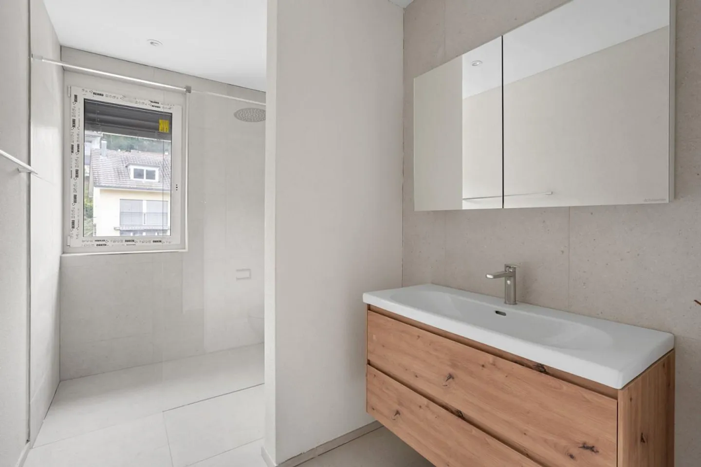 Prima occupazione: appartamento attico esclusivo con enorme balcone e camino - Foto 11 di 28