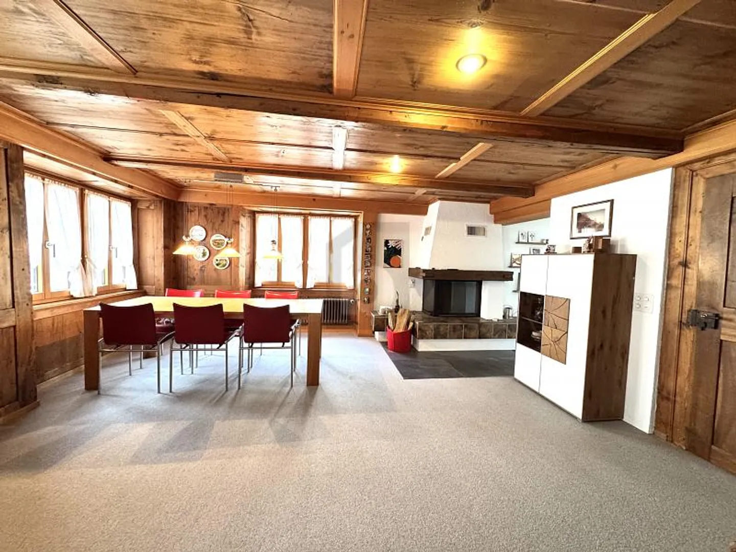 Immeuble résidentiel 9 pièces - Photo 2 sur 6