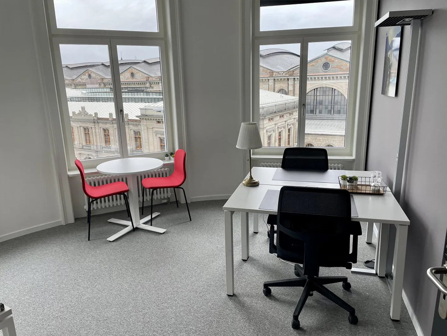 Espace de bureau pour 3 dans Spaces Bahnhofplatz - Photo 3 sur 10