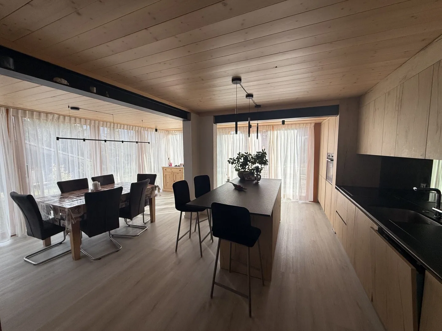 Chalet Charmant avec Jardin - Photo 5 sur 14