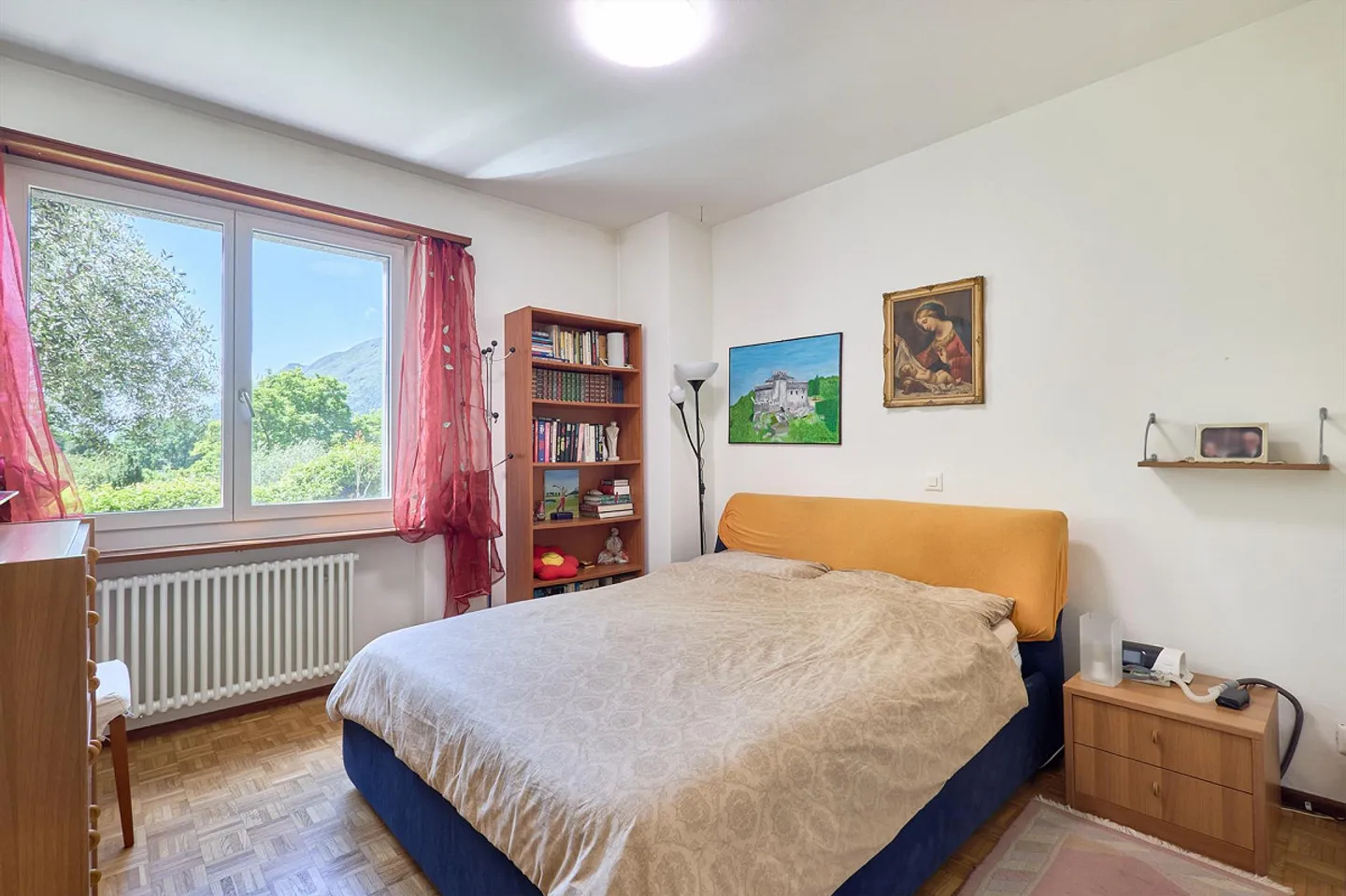 Mediterranean House with Garden - Photo 12 of 14
