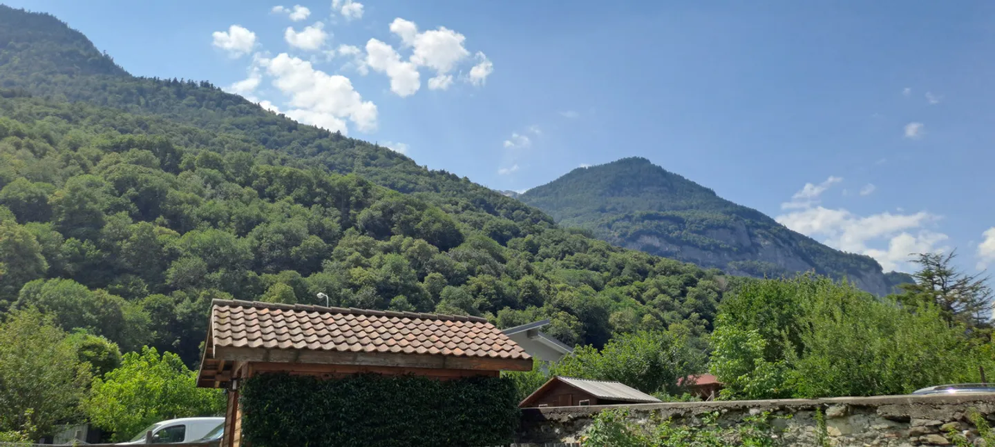 A Vendre 3 Pièces Pour Investisseur
Plein Centre
Evionnaz - Foto 21 di 37