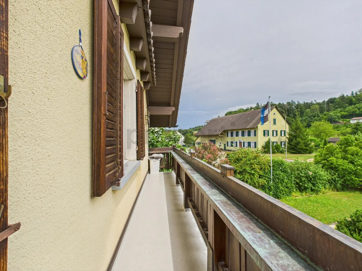 Helle und geräumige 4-Zimmerwohnung in 2-Familienhaus - Foto 10 von 12