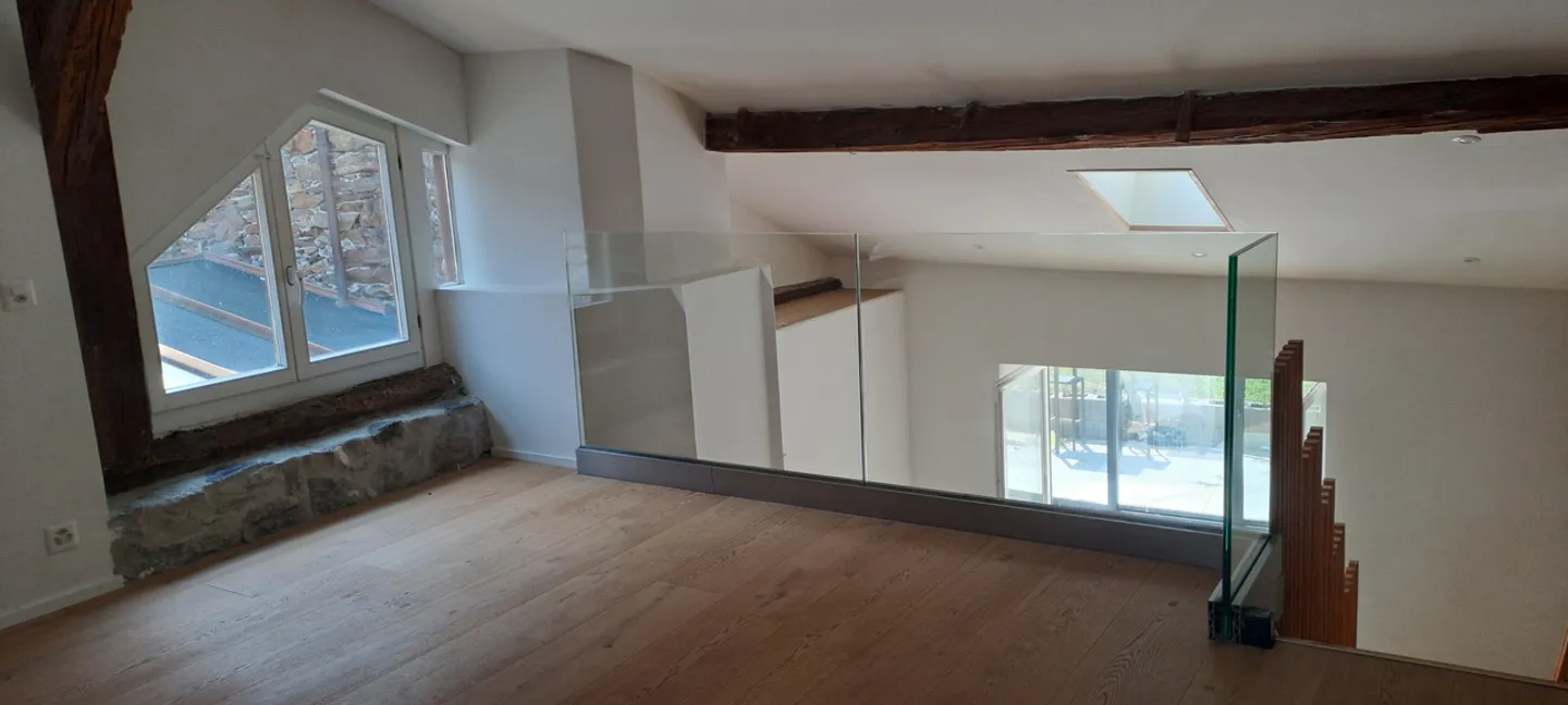 A Vendre 3 Pièces Pour Investisseur
Plein Centre
Evionnaz - Foto 15 di 37