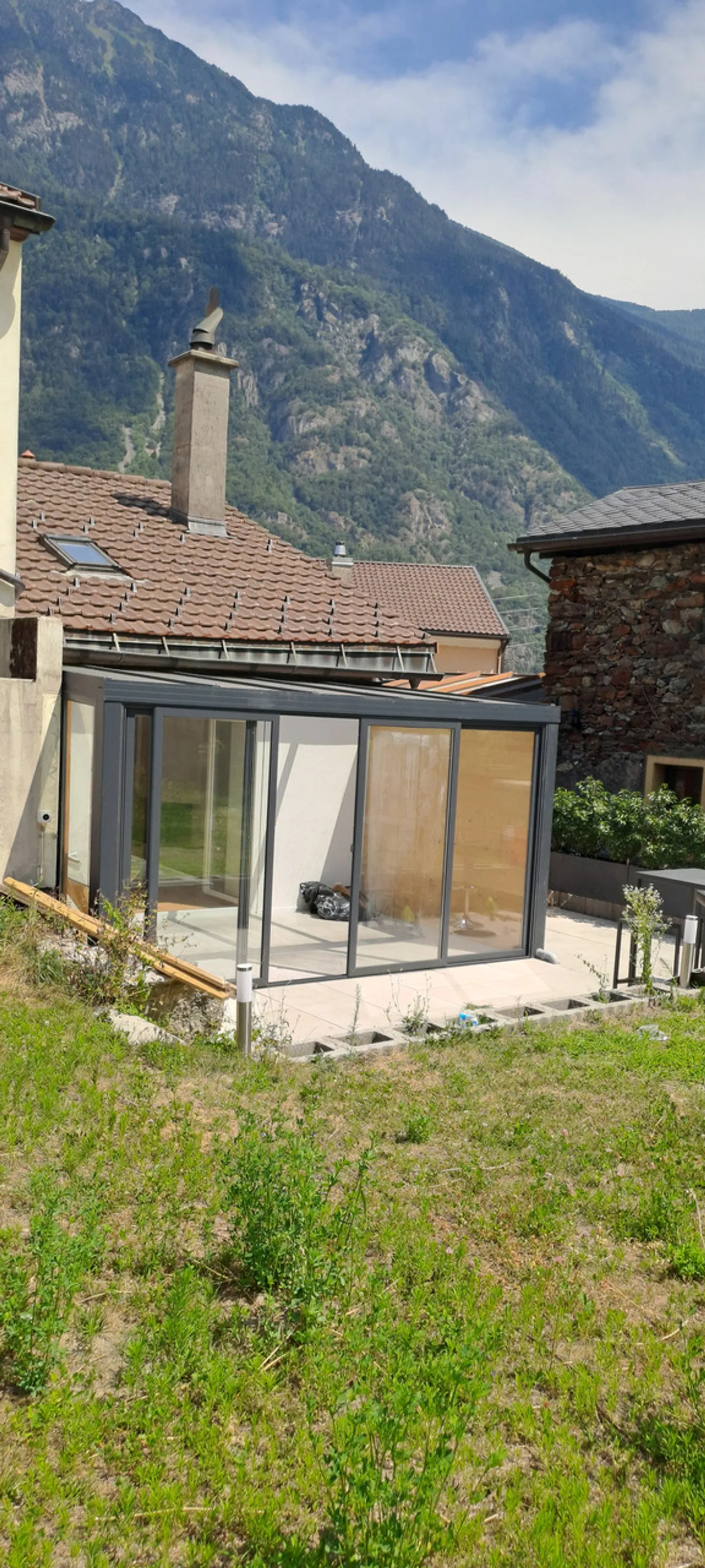 A Vendre 3 Pièces Pour Investisseur
Plein Centre
Evionnaz - Foto 25 di 37