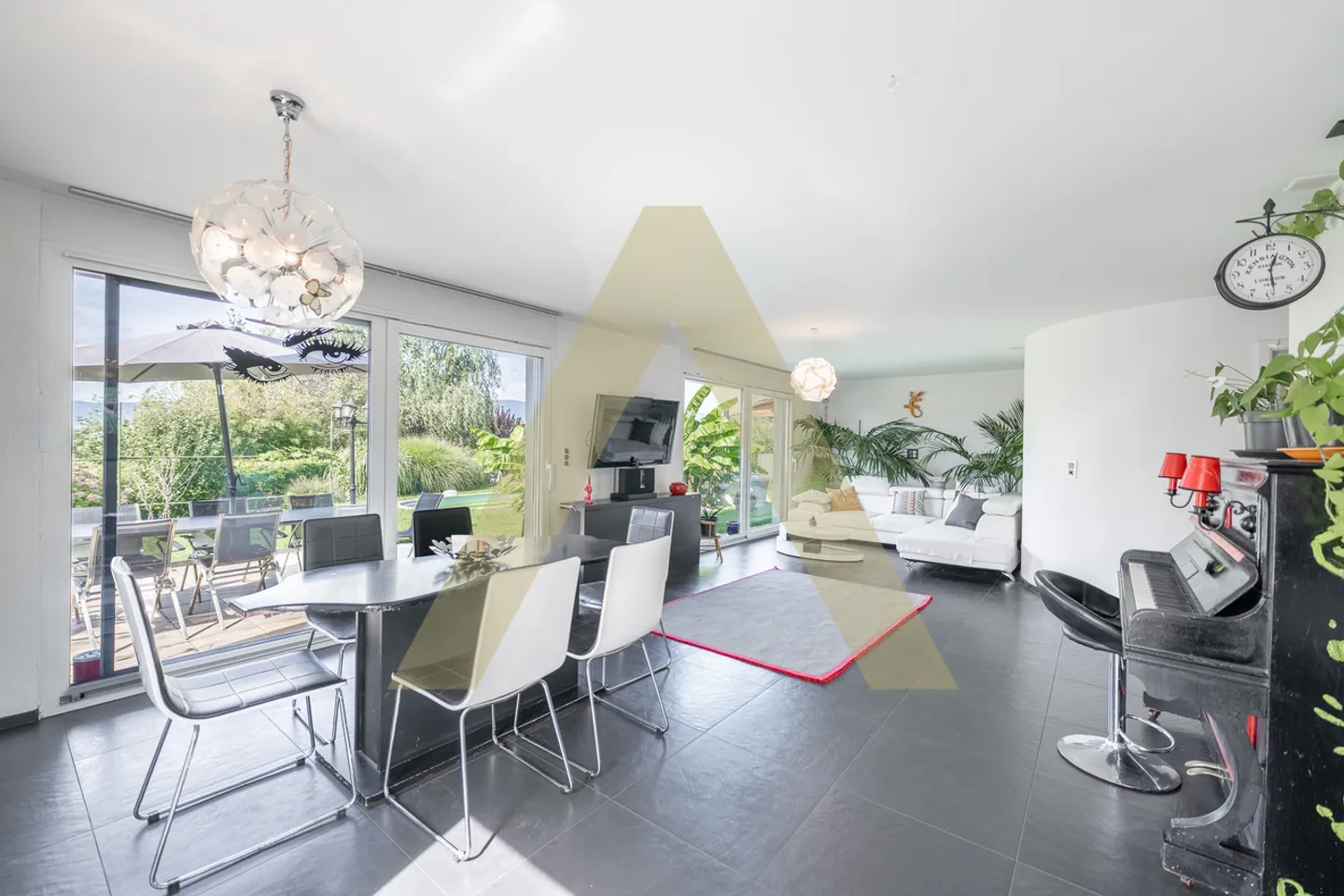 Graziosa casa indipendente vicino al lago - Foto 3 di 10