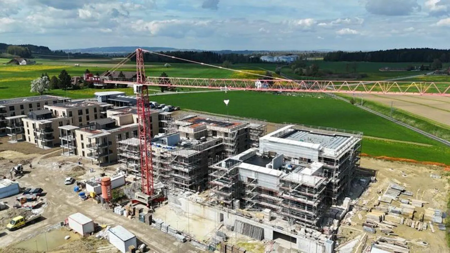 Luxuriöse Attikawohnung in Berg - Foto 12 von 15