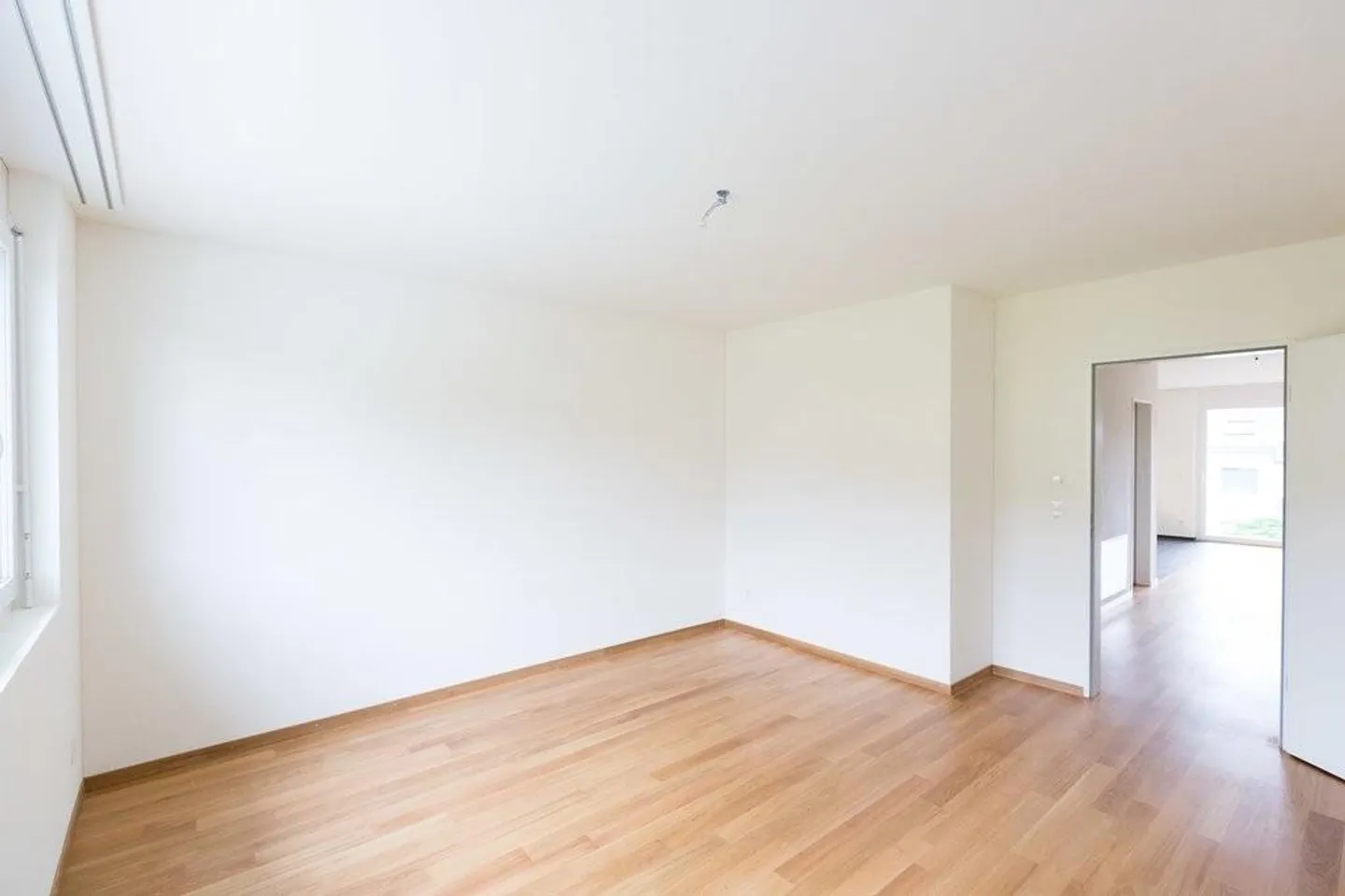 Modernes 2.5-Zimmer-Apartment - Foto 3 von 10