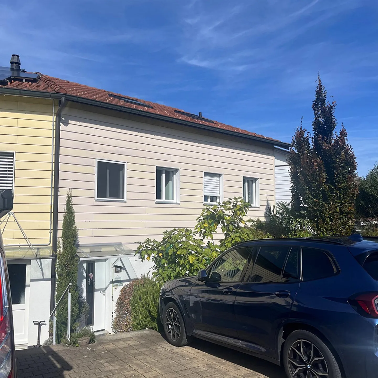 5-room single-family house with potential for individual living dreams. - Photo 1 of 18