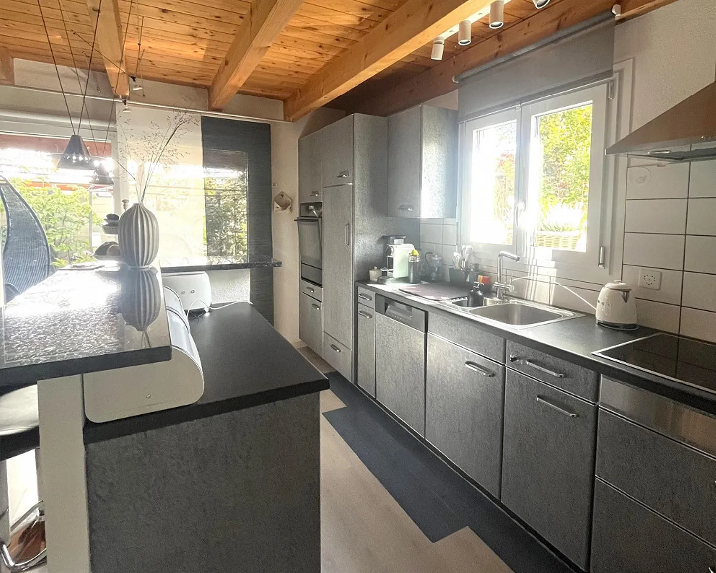 5-room single-family house with potential for individual living dreams. - Photo 5 of 18