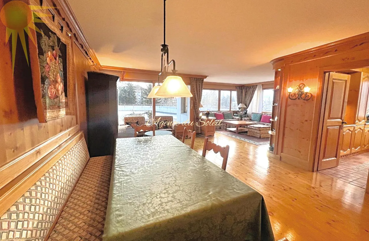 Geräumige außergewöhnliche 5,5-Zimmer-Wohnung im Herzen von Crans! - Foto 8 von 46