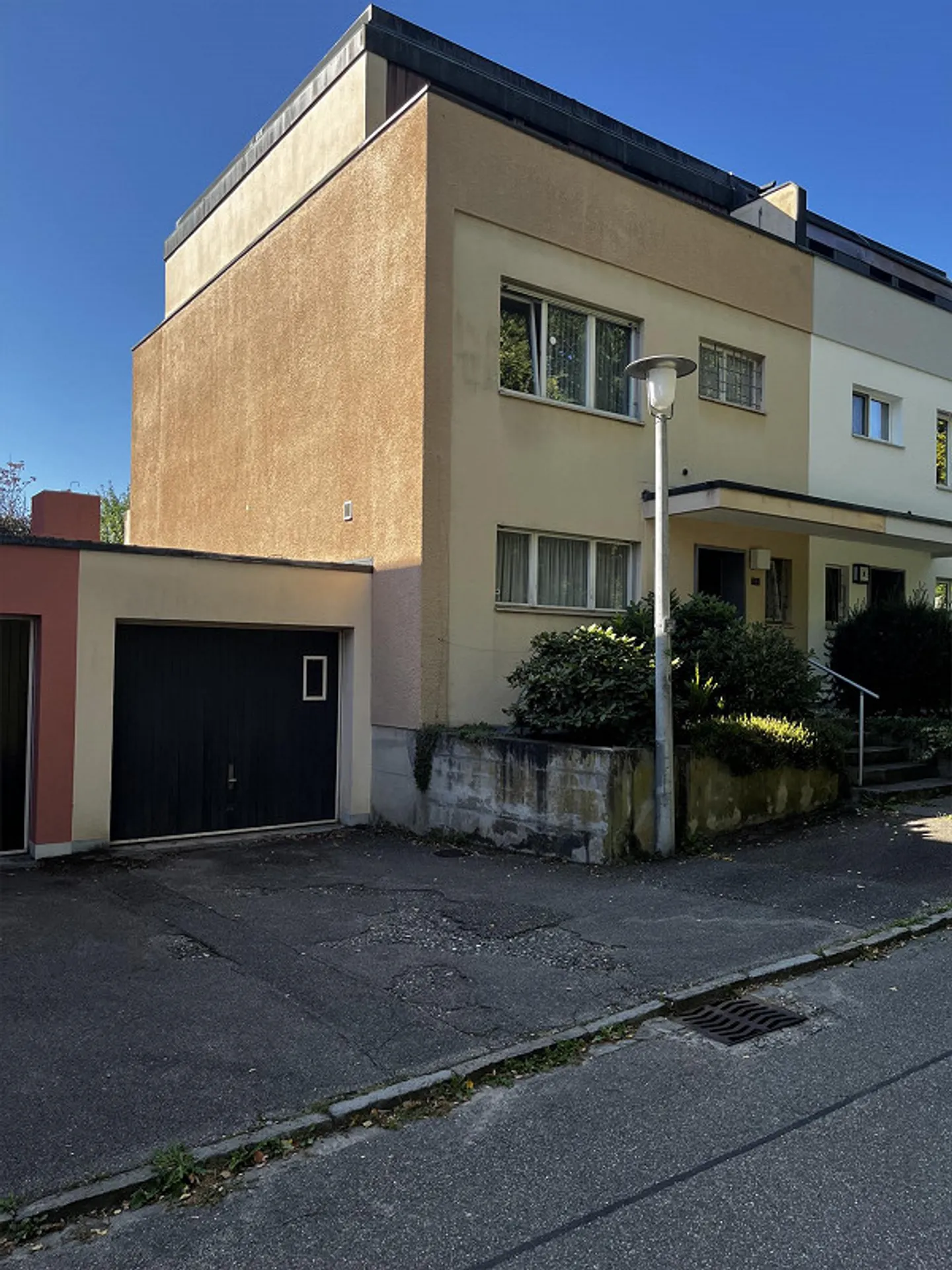 Charmantes Doppelhaus mit Potenzial - Foto 3 von 13