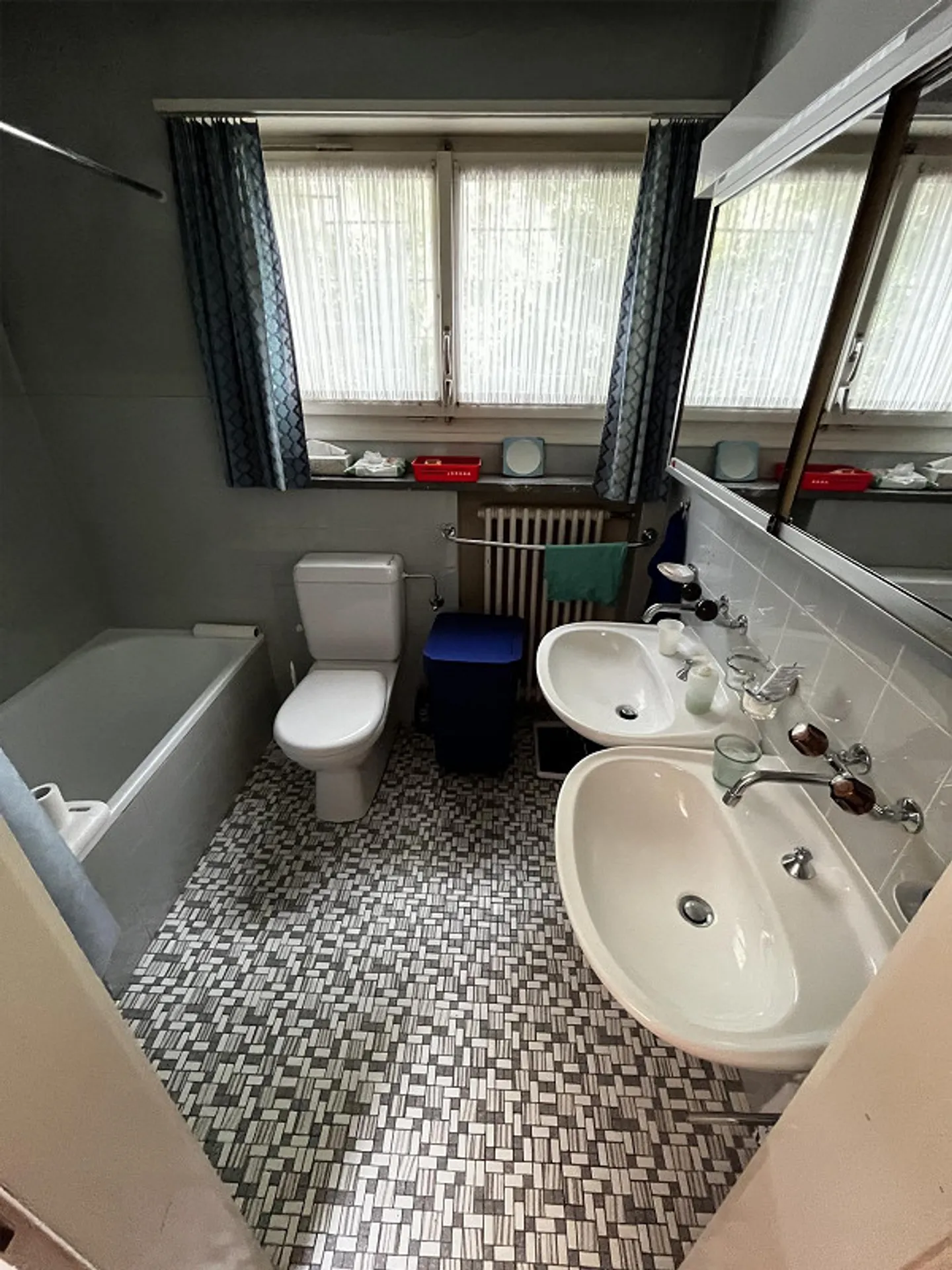 Charmantes Doppelhaus mit Potenzial - Foto 10 von 13