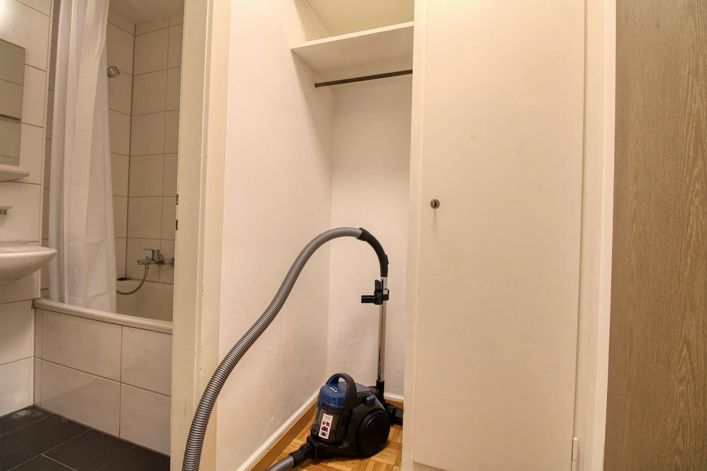 Cozy Studio in Basel - Photo 12 of 13