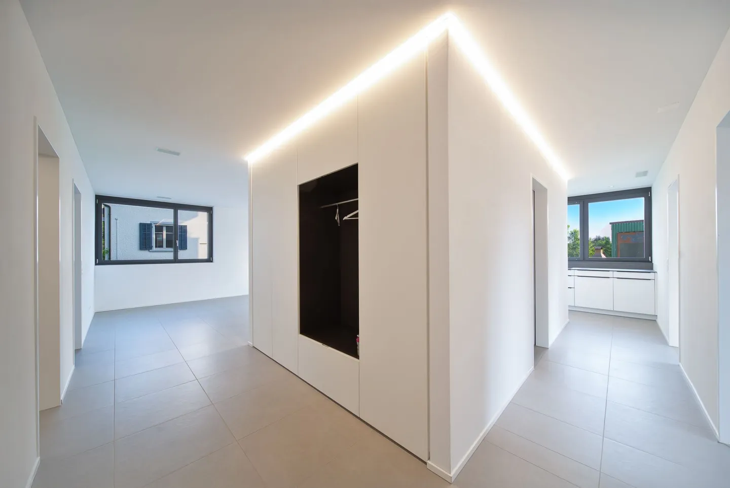 Bijou résidentiel de 4,5 pièces avec paradis de jardin privé - Photo 2 sur 15