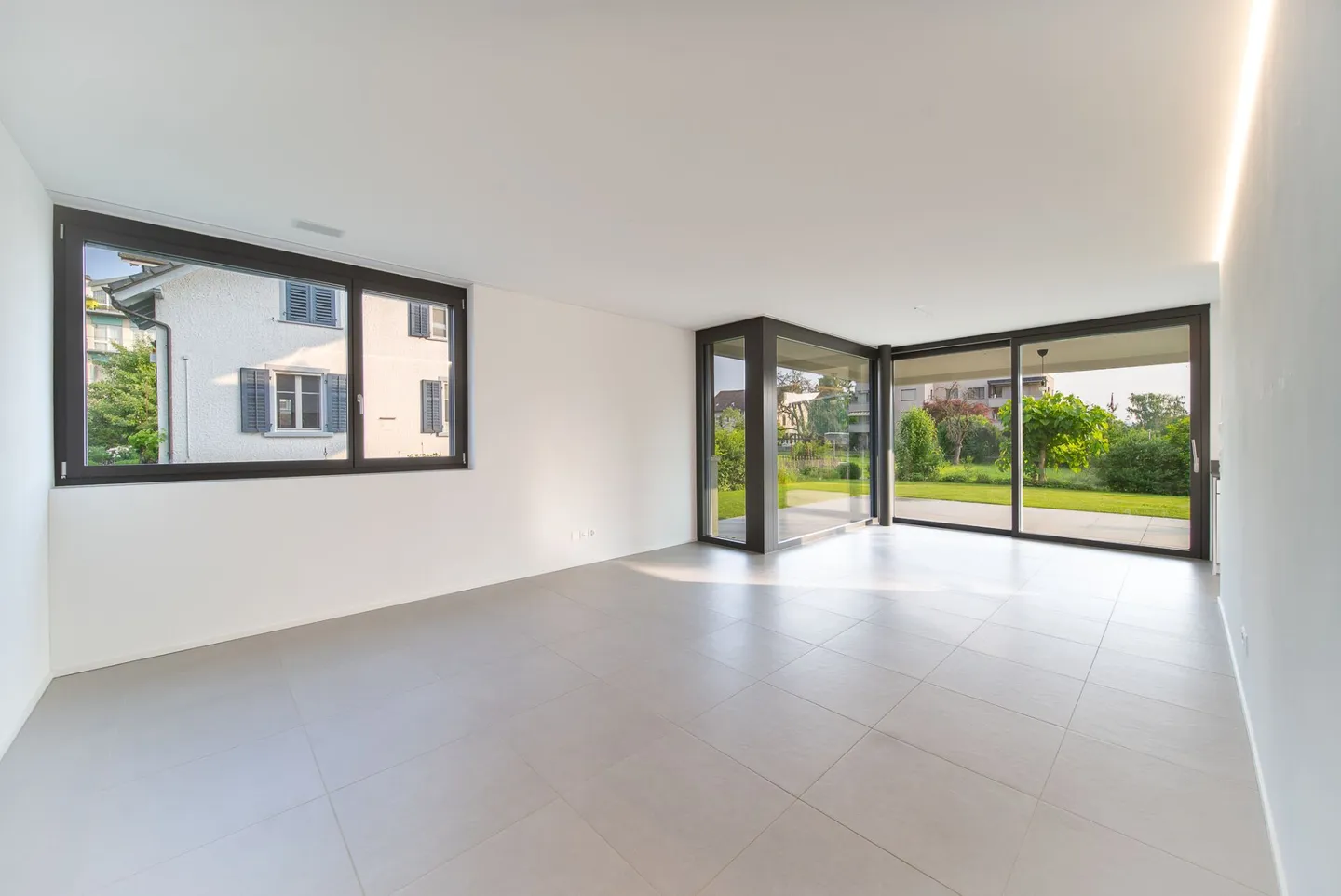 Bijou résidentiel de 4,5 pièces avec paradis de jardin privé - Photo 3 sur 15