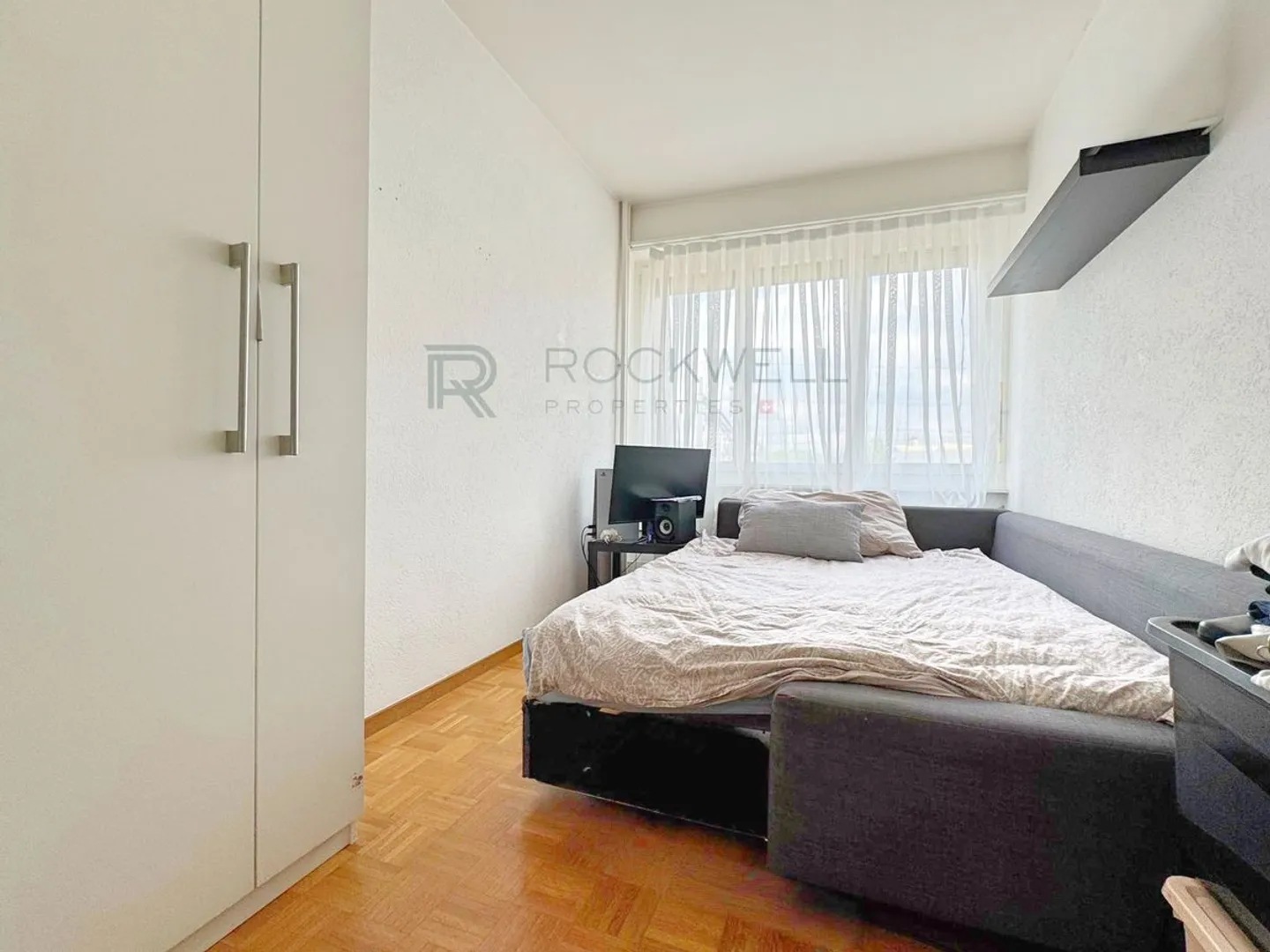Yverdon Centro - Appartamento 3,5 locali con parcheggio esterno - Foto 5 di 9
