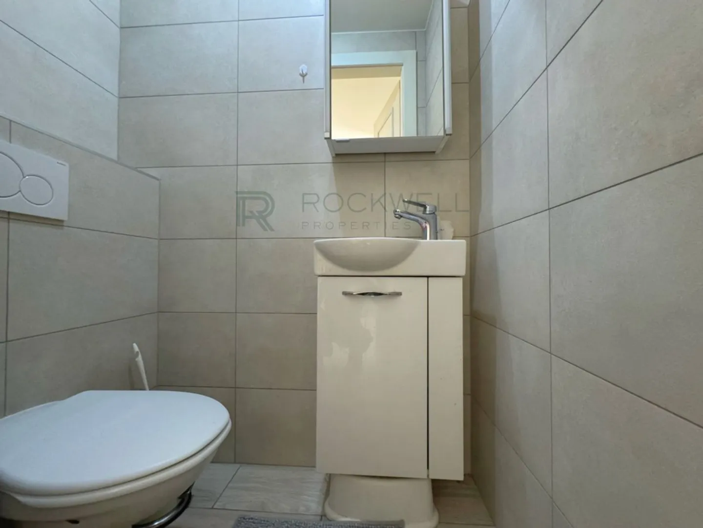 Yverdon Centro - Appartamento 3,5 locali con parcheggio esterno - Foto 7 di 9