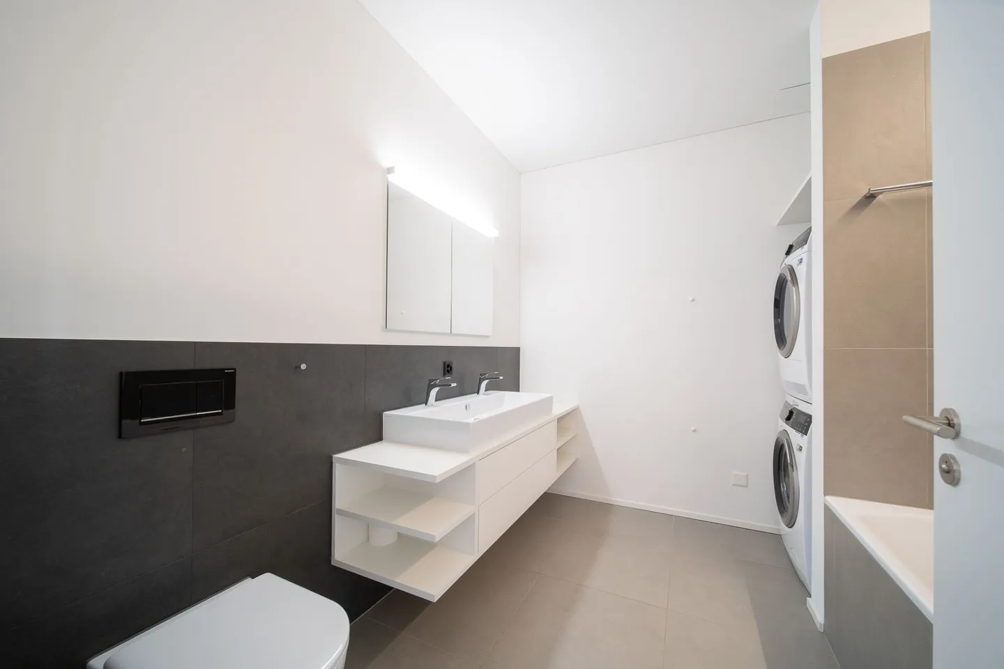 Bijou résidentiel de 4,5 pièces avec paradis de jardin privé - Photo 5 sur 15