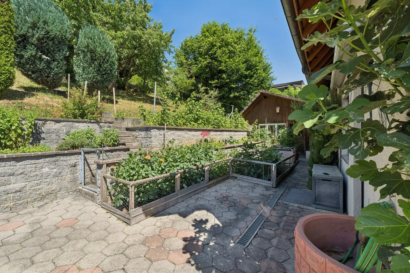Einfamilienhaus mit Seesicht und Ausbaupotential - Photo 15 sur 19