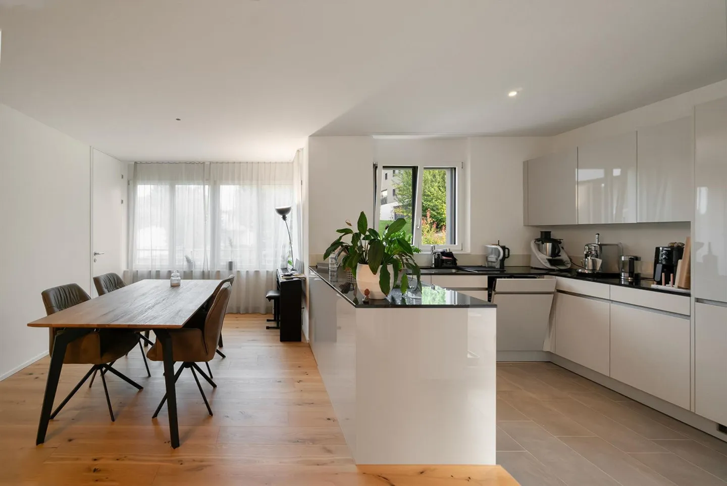 Grosszügige Wohnung in ruhiger Lage - Foto 5 von 13