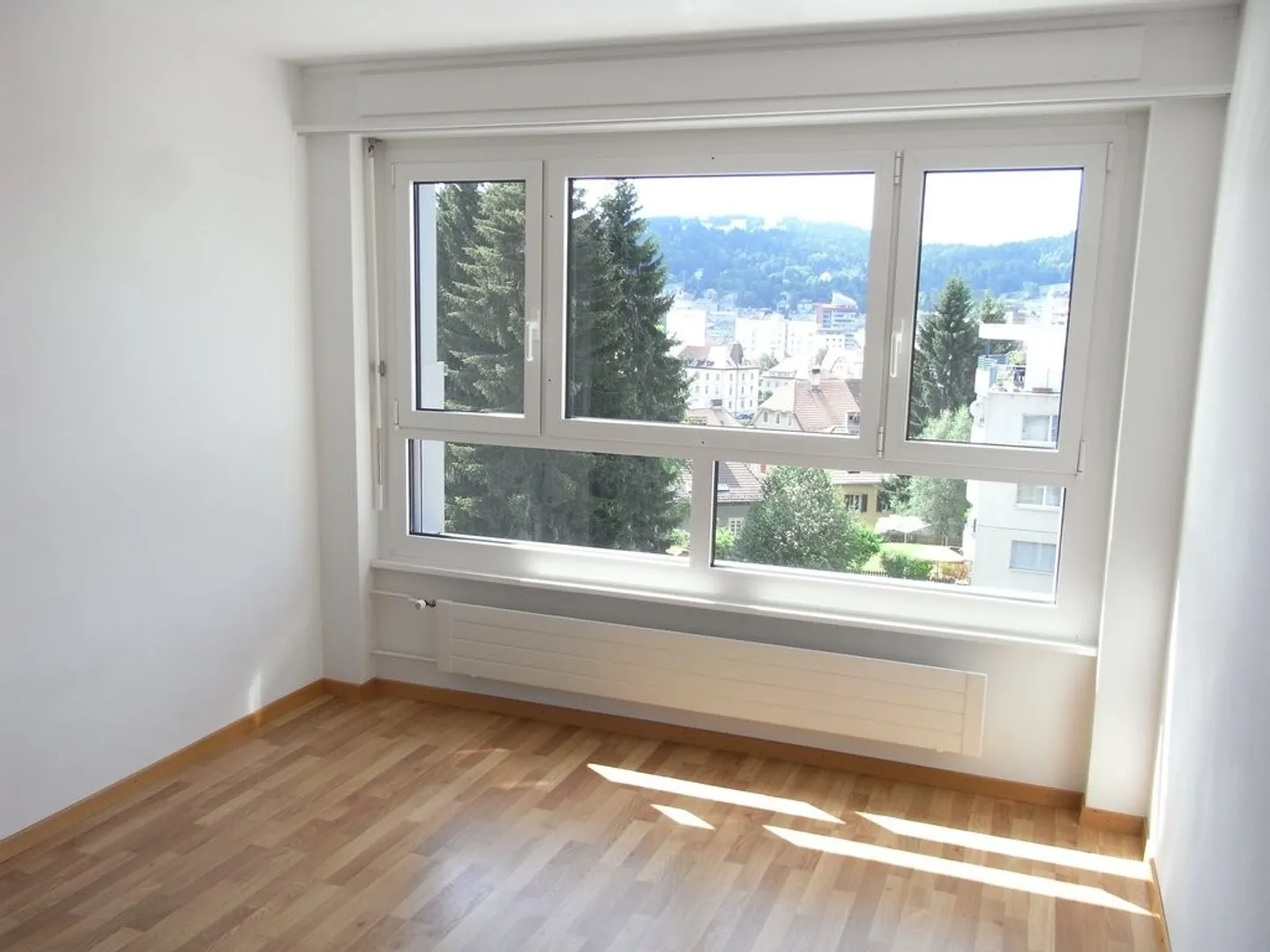 Beautiful 3.5-room apartment in Arêtes - Photo 5 of 11