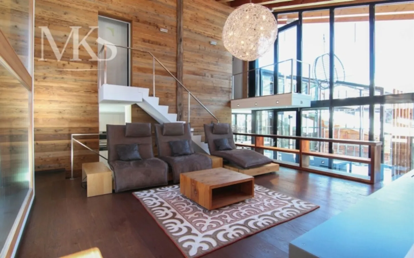 «Exklusive Duplex-Luxuswohnung im umgebauten Stall im Herzen von Geschinen» - Photo 3 of 20