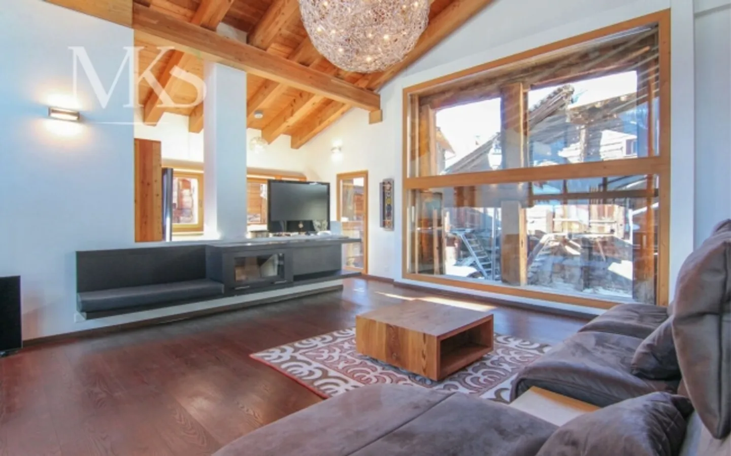 «Exklusive Duplex-Luxuswohnung im umgebauten Stall im Herzen von Geschinen» - Photo 4 of 20