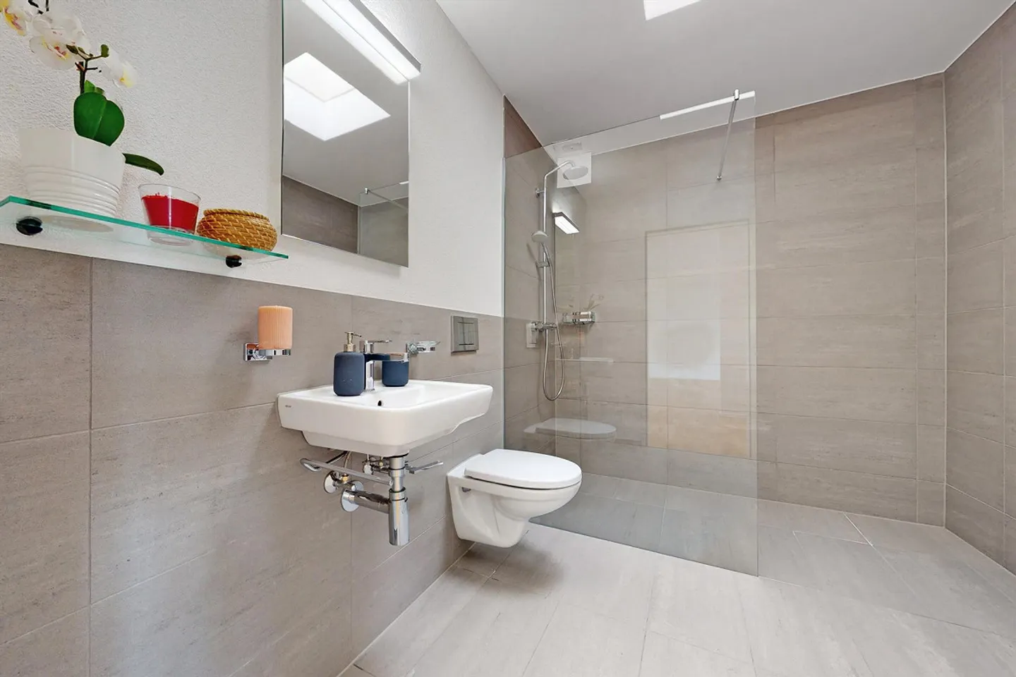 Exclusive penthouse apartment with a view seeks new tenant from 01.02... - Photo 8 of 11