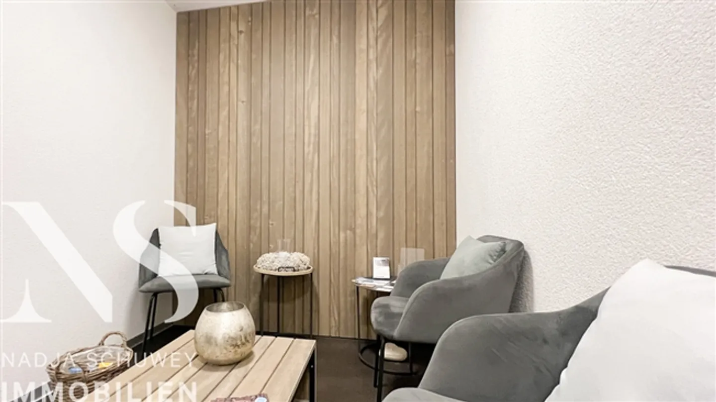 Room for Flexible Use - Photo 8 of 15