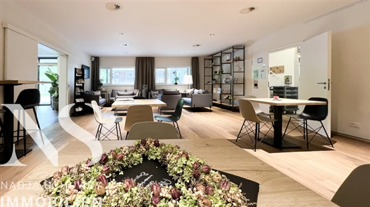 Room for Flexible Use - Photo 11 of 15