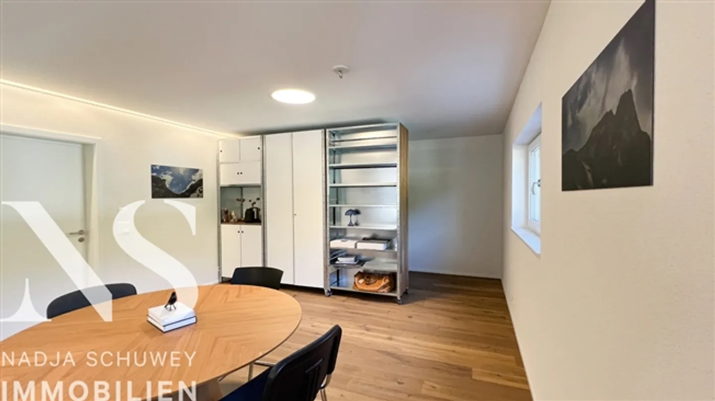 Room for Flexible Use - Photo 6 of 15