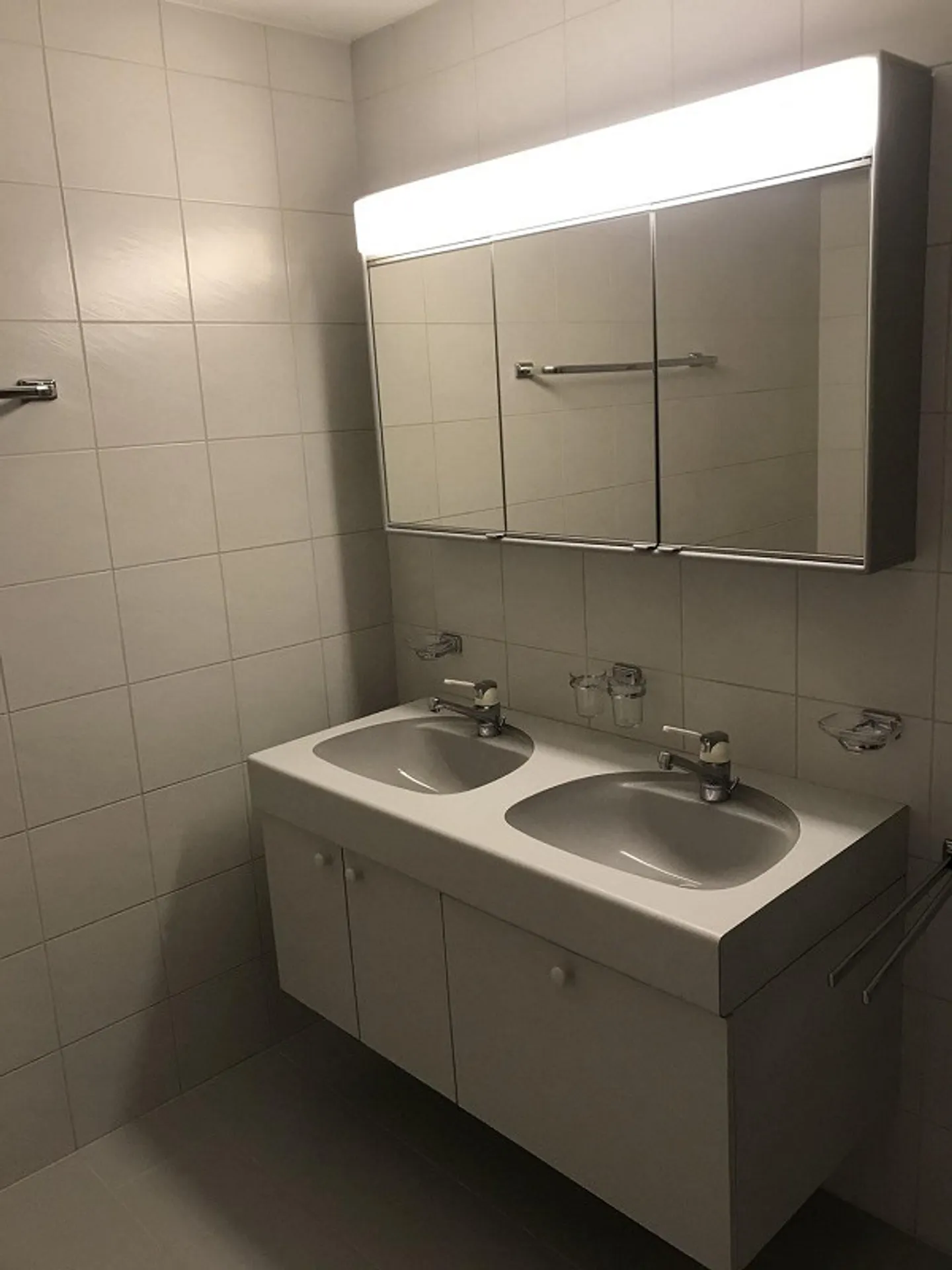 Appartamento 3½ camere idilliaco con area salotto nel giardino - Foto 5 di 8