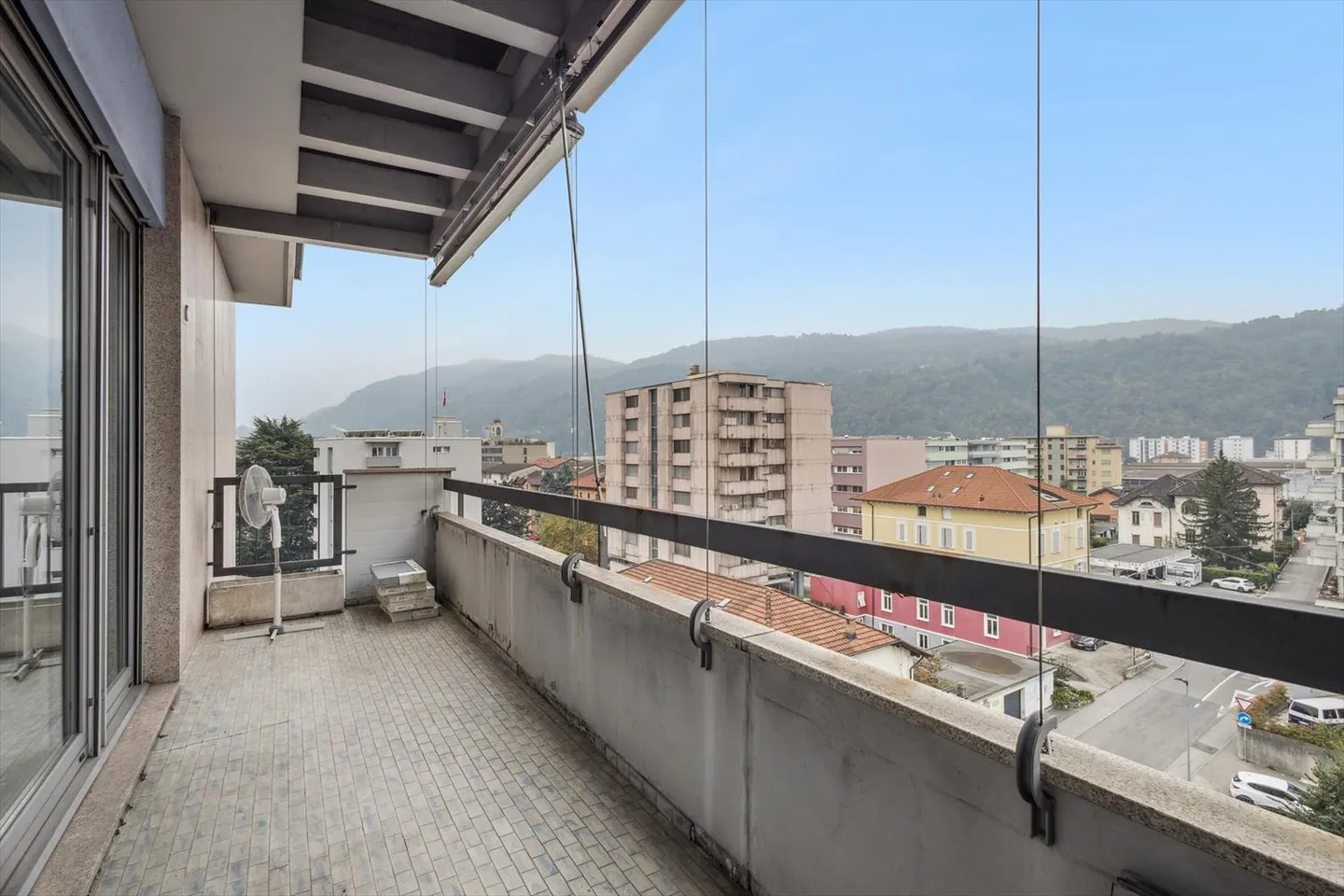 Abitare sul tetto di Chiasso! - Foto 10 di 11