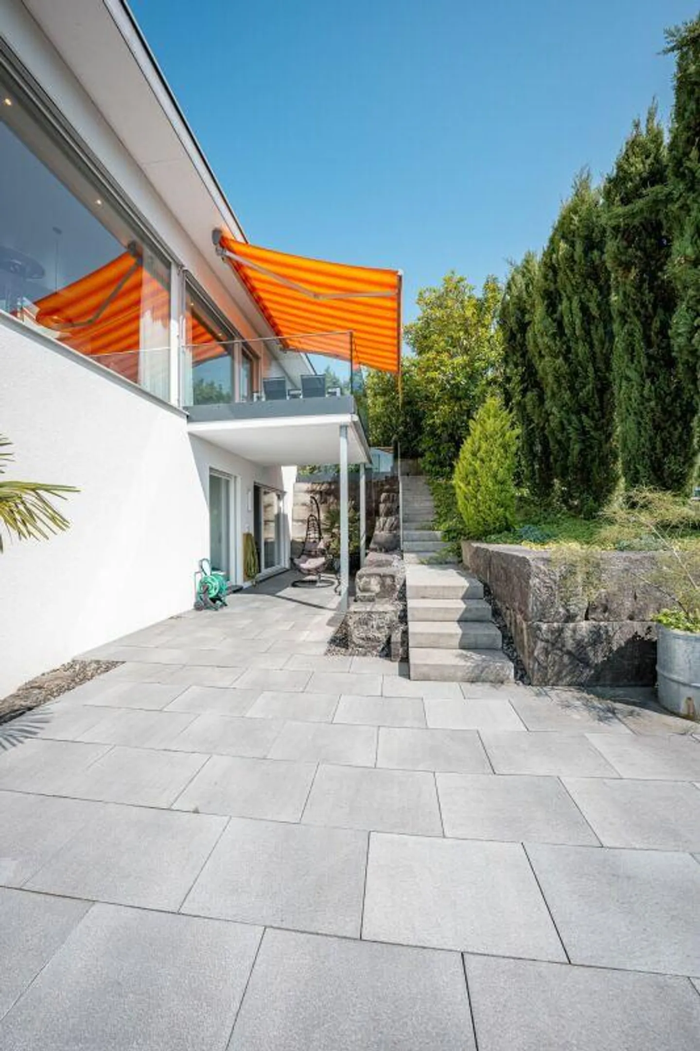 Une maison avec horizon - Élégante maisonette penthouse de 5 1/2 pièces au-dessus du lac de Constance - Photo 13 sur 13