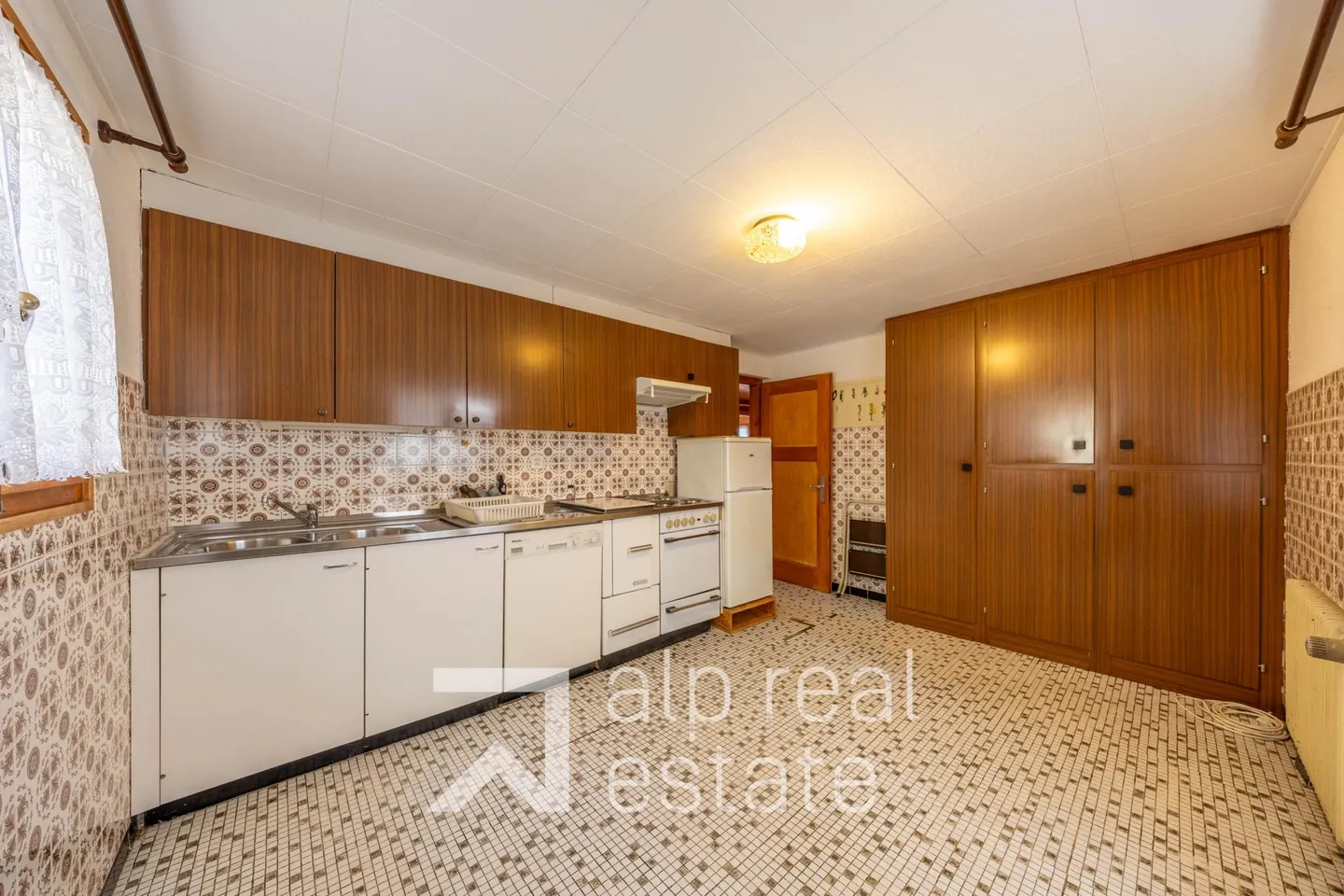 Authentique appartement au coeur du village - Photo 12 sur 17