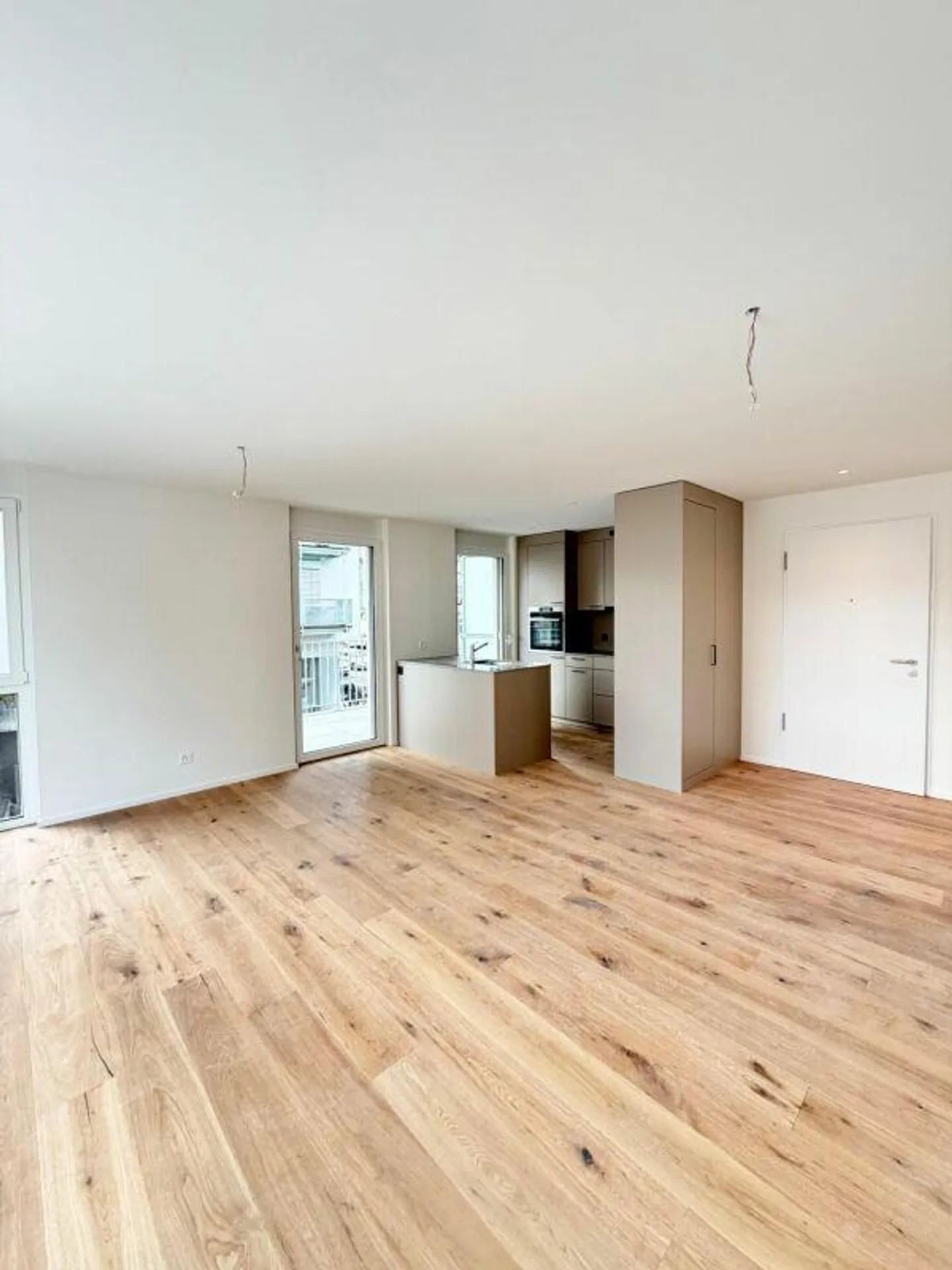 Exclusive New Apartment - VIEWING ON MONDAY, 19.01.26 AT 4 PM - Photo 2 of 21
