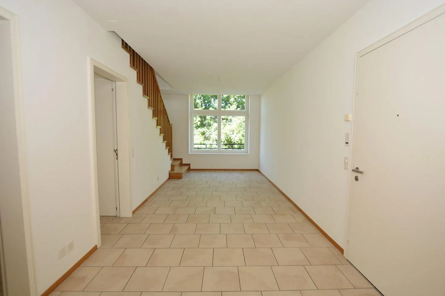 Appartements en duplex de 3,5 pièces - un espace de vie généreux sur deux niveaux... - Photo 2 sur 13