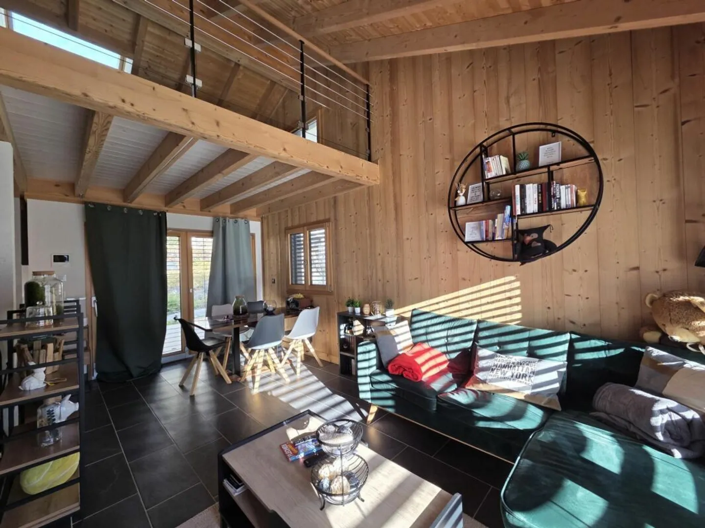 Standing - New Triplex with Terrace and Parking Spaces - Minergie Label - Photo 10 of 11