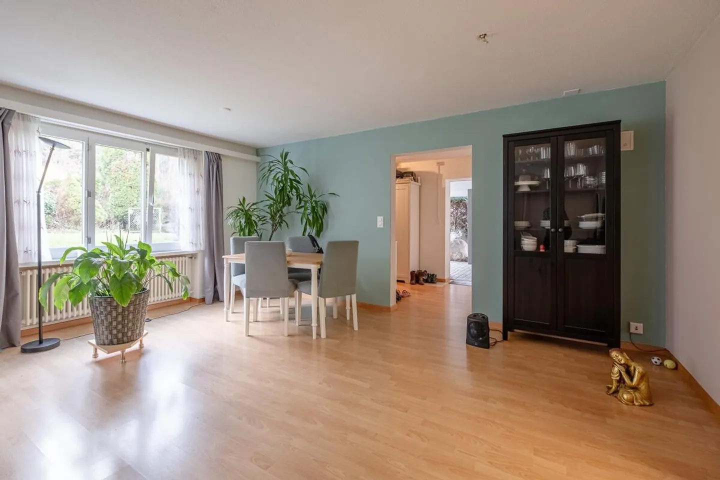 Charmante 2.5-Zimmer-Wohnung - Foto 2 von 7
