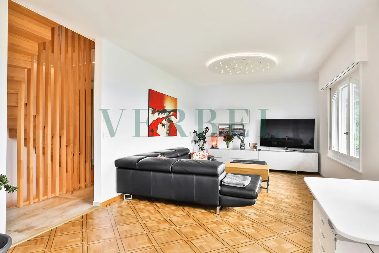 Casa familiare completamente ristrutturata con finiture di alta gamma - Foto 4 di 11