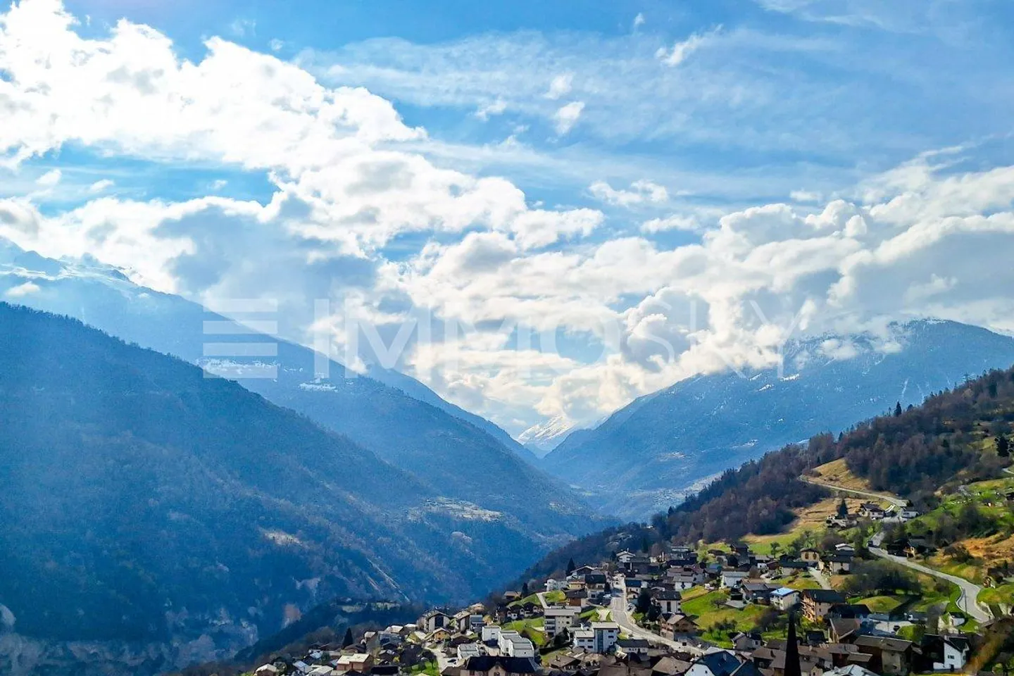 Terrain à bâtir avec vue panoramique - Photo 2 sur 4
