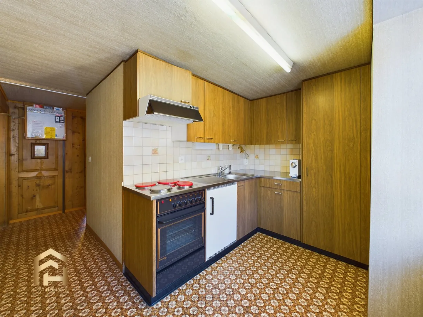 3.5 room apartment with enormous expansion potential in Betten - Photo 4 of 13