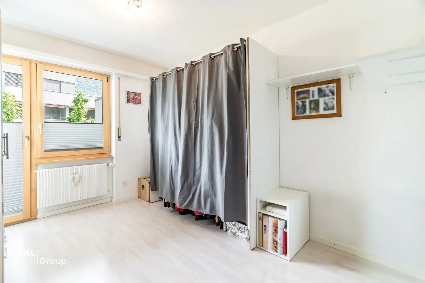 Spacious 5.5-Room Apartment - Photo 6 of 10